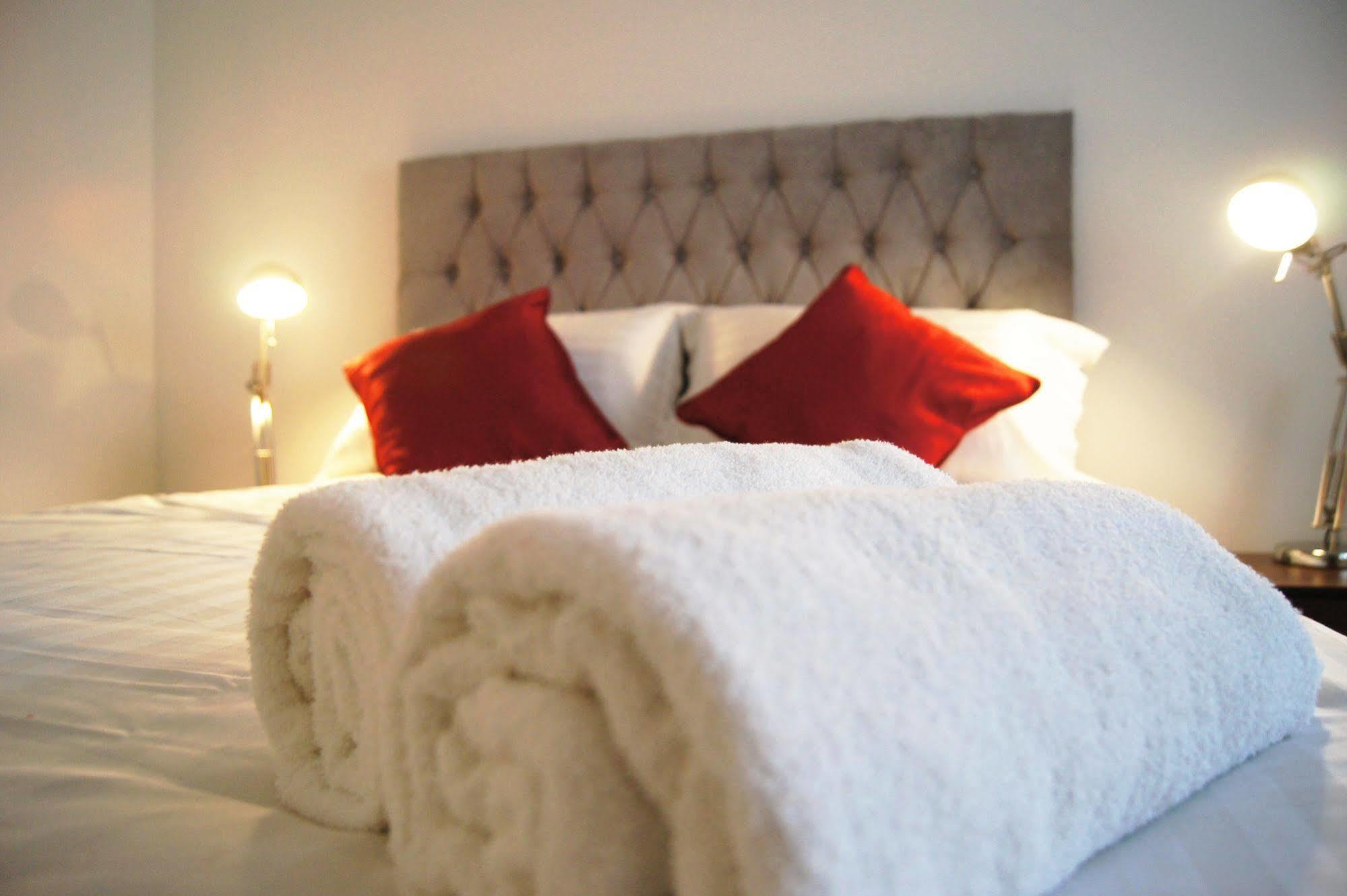 Classic Double Room with Private Bathroom
